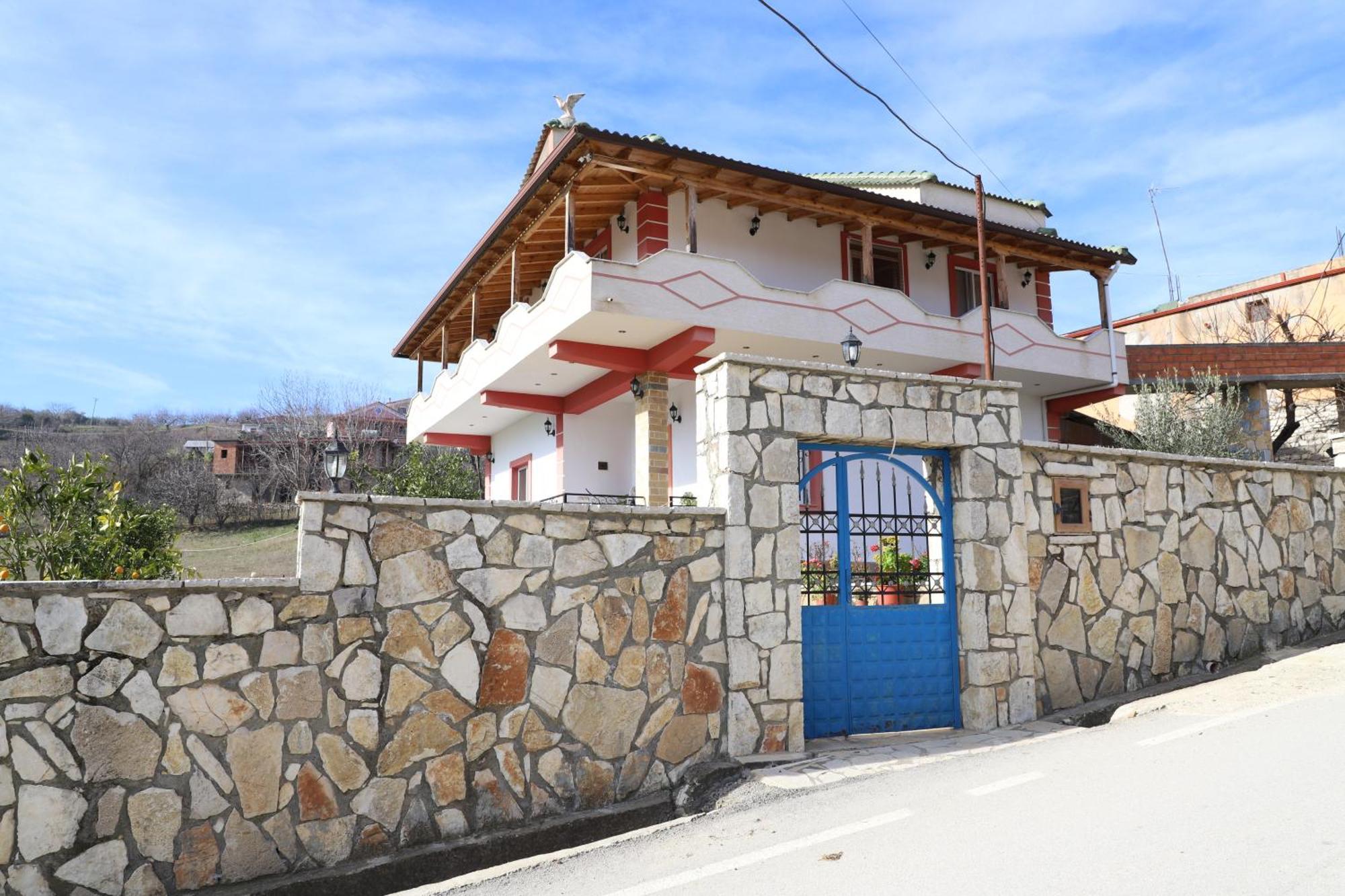 Villa Xherimeja Family Oasis Berat Cameră foto