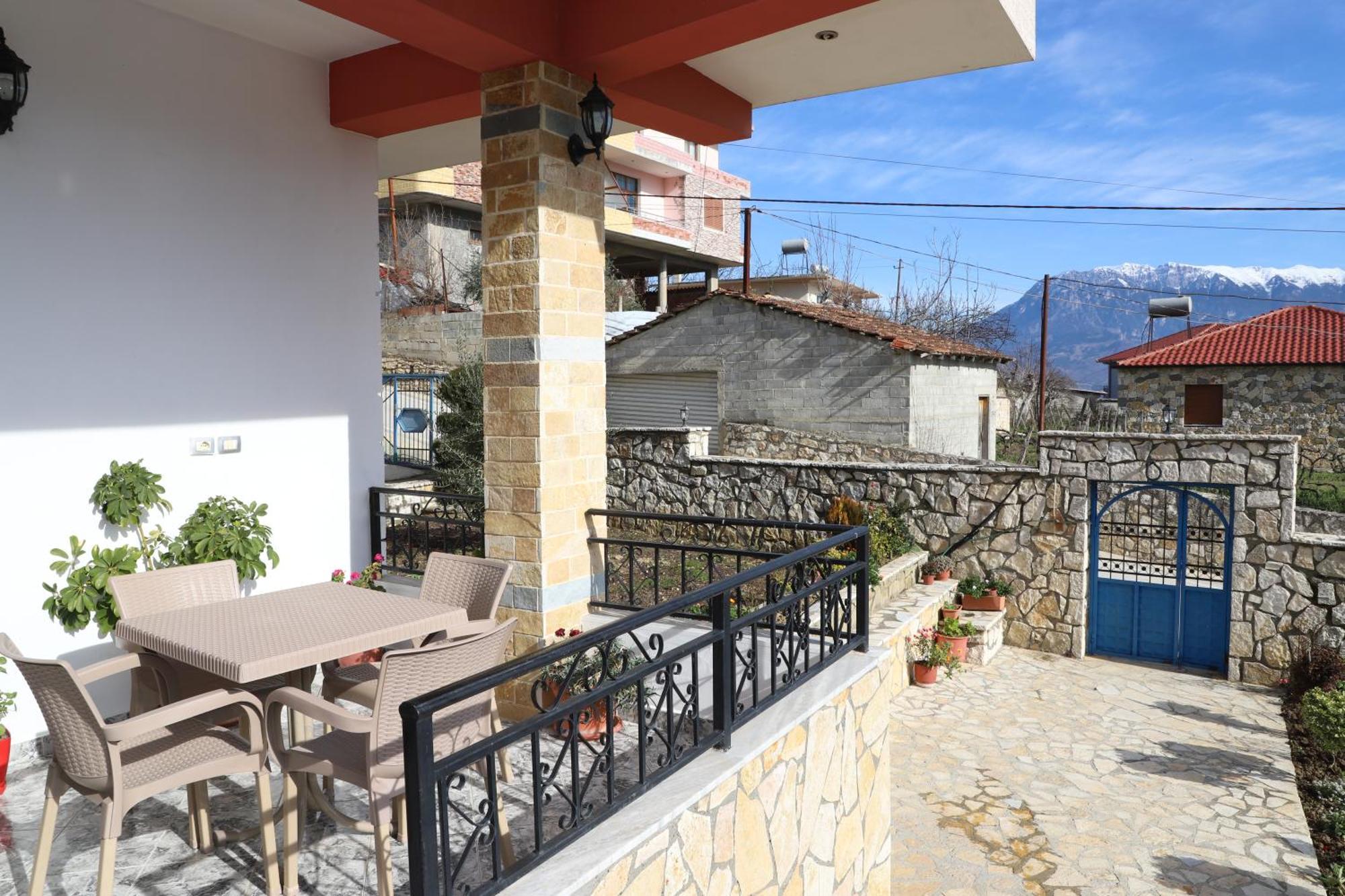 Villa Xherimeja Family Oasis Berat Cameră foto